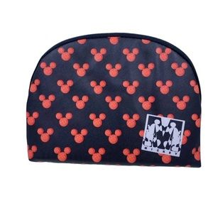 Disney  x Dani by Danielle Nicole Mickey Mouse Makeup bag NWT